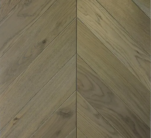 LEO WOOD L2005 ЁЛКА